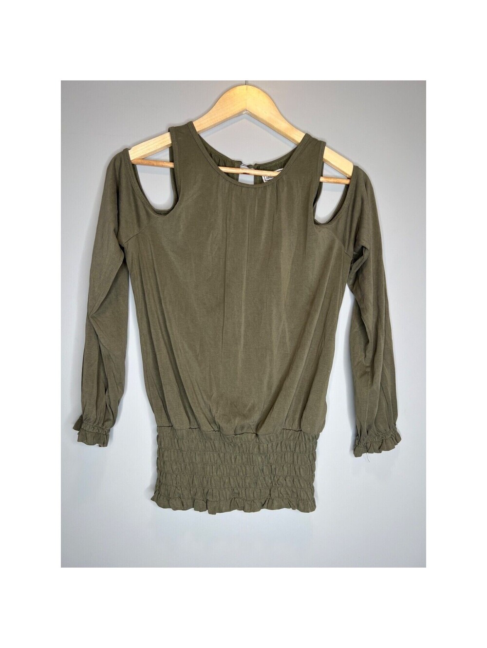 Abercrombie & Fitch olive green long sleeve cut cold shoulder top blouse size M